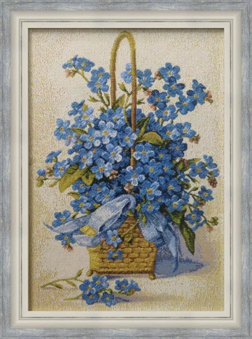 Гобелен в раме. Незабудки. 30х41 см, 702-37